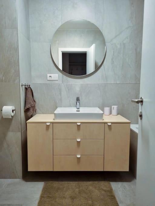Apartment Zwirn, Free Parking, 24/7 Access Bratislava Bagian luar foto