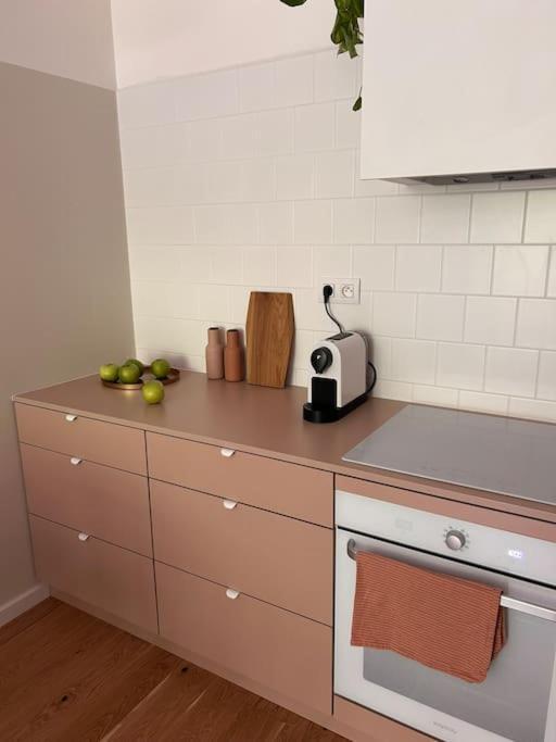 Apartment Zwirn, Free Parking, 24/7 Access Bratislava Bagian luar foto